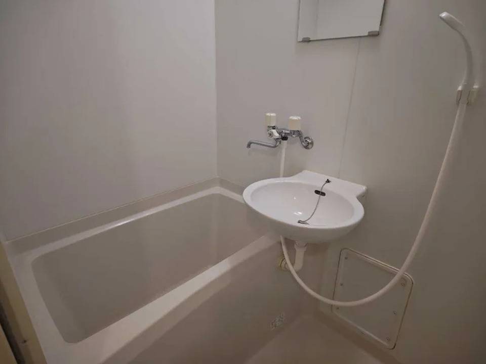 バス・シャワールーム　浴室