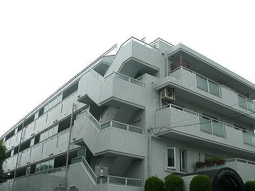 埼玉県さいたま市浦和区前地３（マンション）の賃貸物件の外観