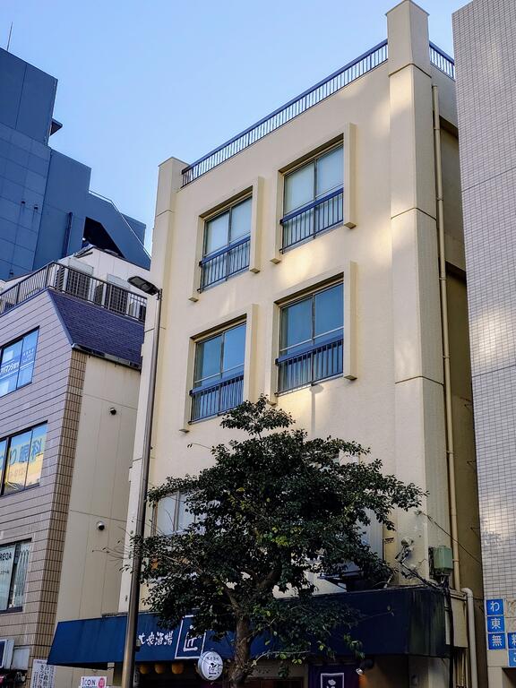 永山ビルの建物外観