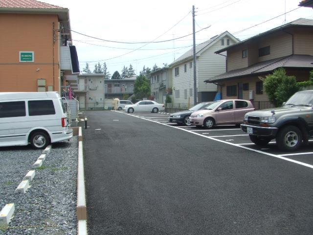 【サンセピアＡの駐車場】