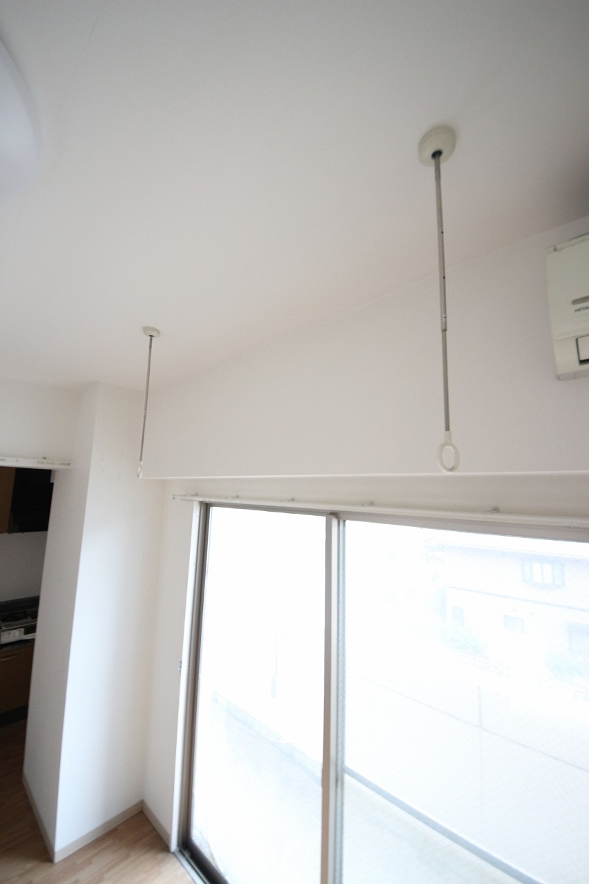 その他設備　室内物干し