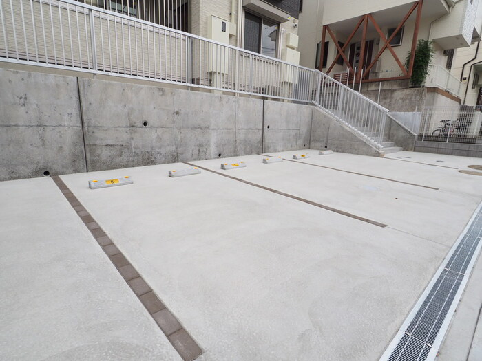 その他共有部分　駐車場