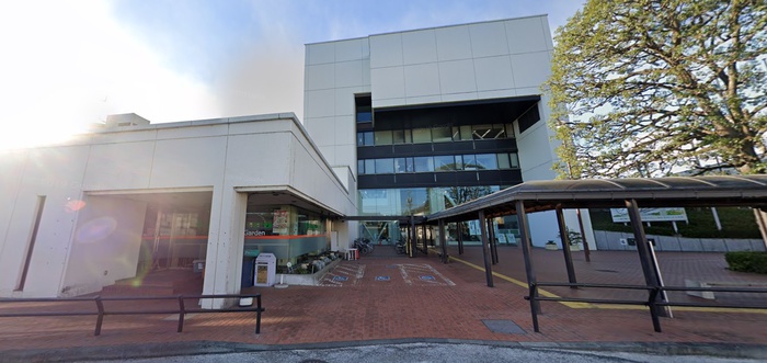 役所　武蔵村山市役所（役所）まで1400m