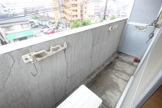 バルコニー　※別部屋の写真です