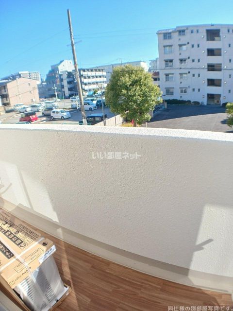 【FREEDOM residence堺深井沢町のバルコニー】