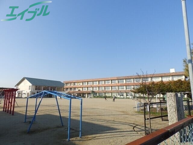 【ファームガーデン　A棟の小学校】