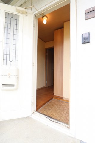 玄関　明るい玄関です