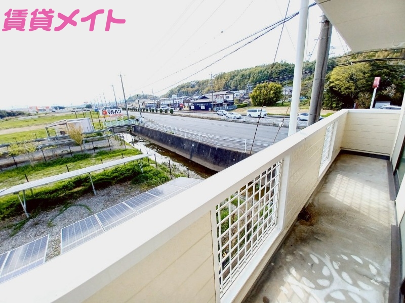 バルコニー　同物件別部屋のお写真です。