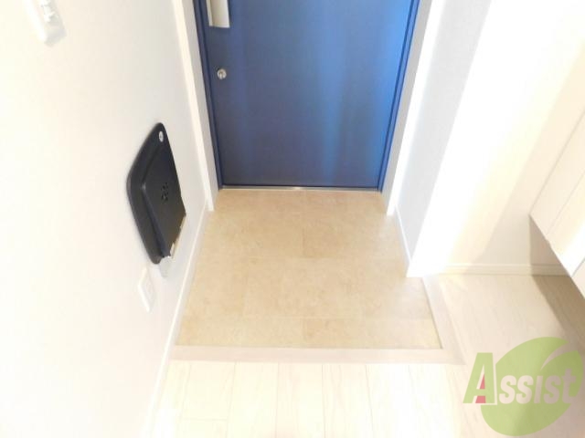 玄関　シューズボックスつきの玄関です。