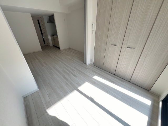 居室・リビング　写真は別号室のものです。