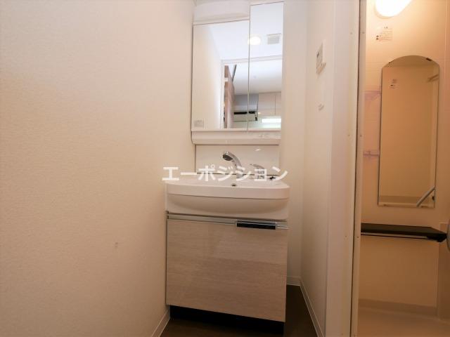 洗面設備　プレサンス難波クチュール