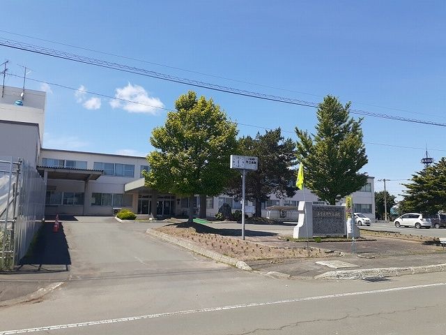 病院　上富良野町立病院（病院）まで450m