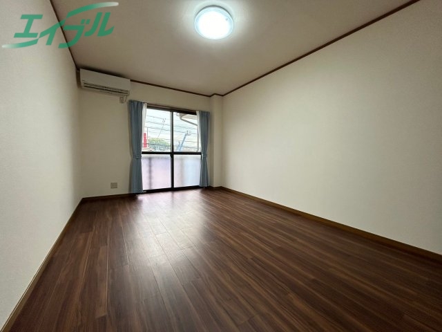 居室・リビング　※同型参照