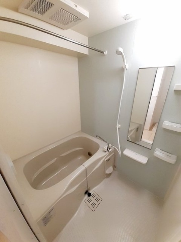 バス・シャワールーム　図面と現状に相違がある場合には現状を優先