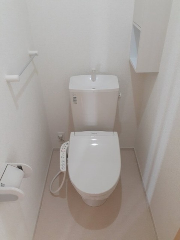 トイレ　図面と現状に相違がある場合には現状を優先