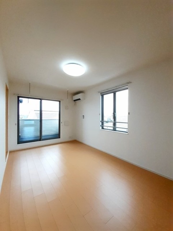 居室・リビング　図面と現状に相違がある場合には現状を優先