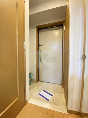 玄関　パレステュディオ神楽坂