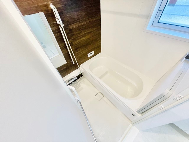 バス・シャワールーム　※同一建物内１０１号室内装写真転載