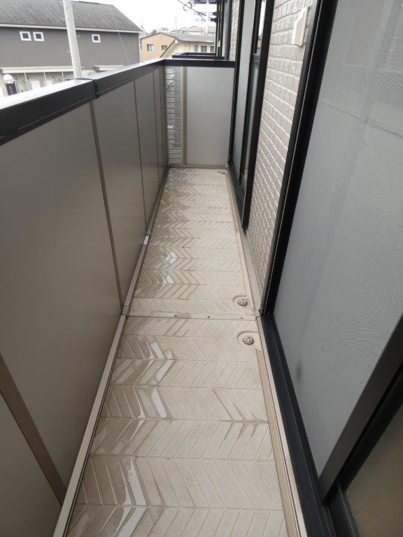 バルコニー　図面と現状に相違がある場合には現状を優先