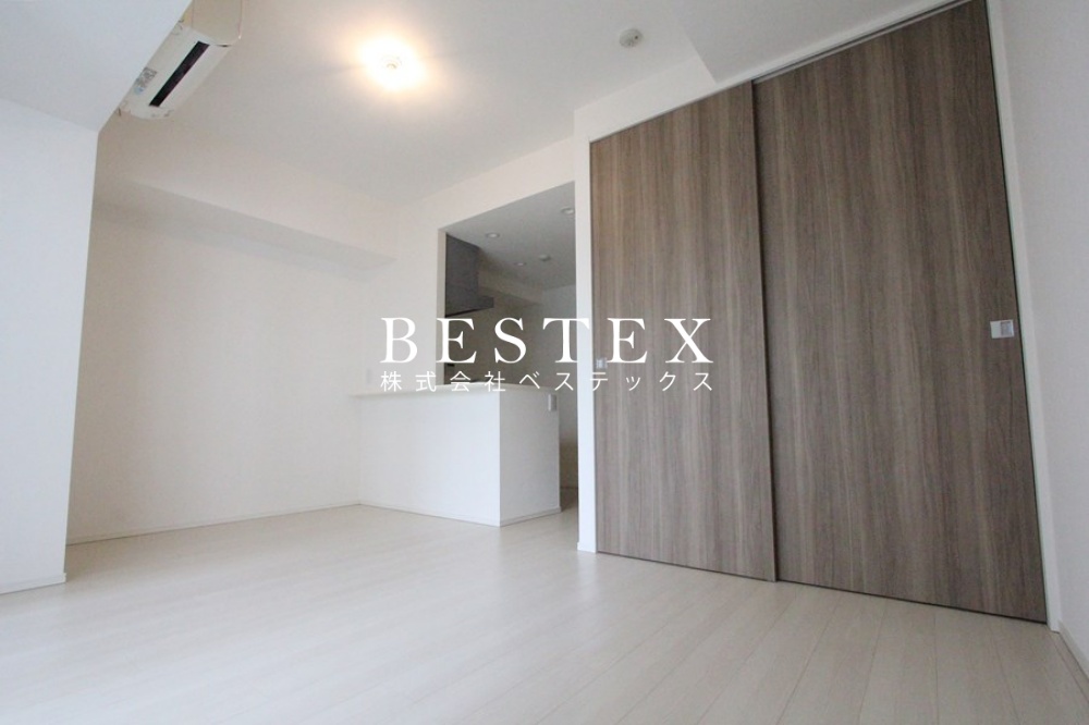 居室・リビング　※同タイプ・別部屋の参考写真です。