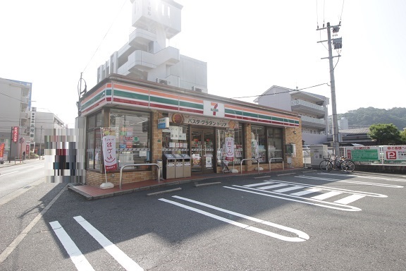 コンビニ　セブン－イレブン　小倉守恒店（コンビニ）まで650m