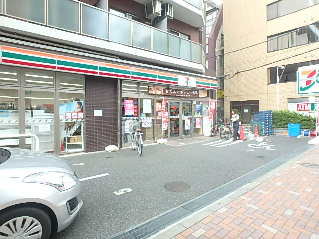 コンビニ　セブンイレブン　台東４丁目店（コンビニ）まで130m