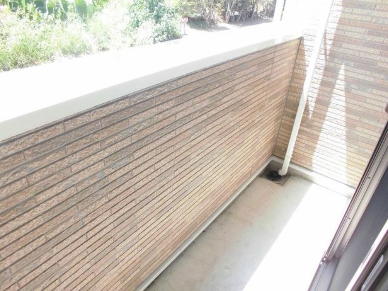 バルコニー　図面と現状に相違がある場合には現状を優先