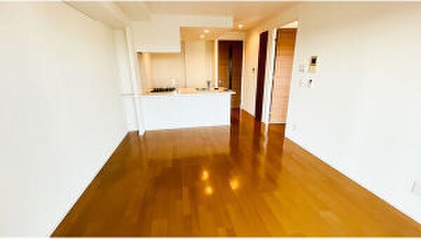 居室・リビング　初期費用分割可★ご希望の場所まで無料送迎サービス付♪