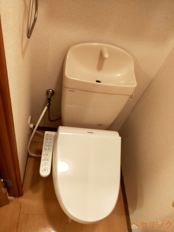 トイレ　シャワー付トイレ