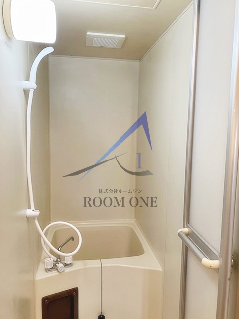 バス・シャワールーム　お風呂です。