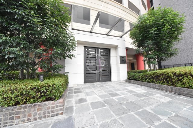 エントランス　カスタリア新梅田　エントランス