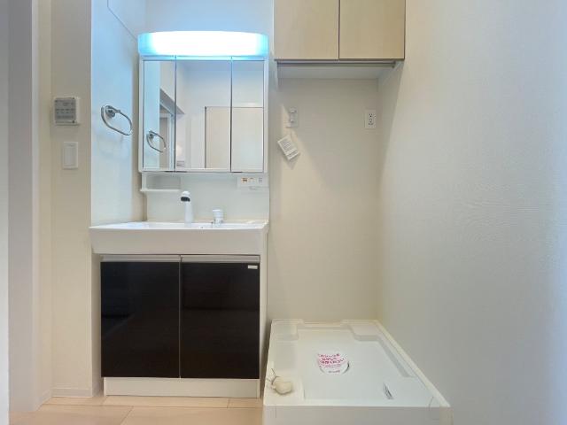 洗面設備　洗髪洗面化粧台