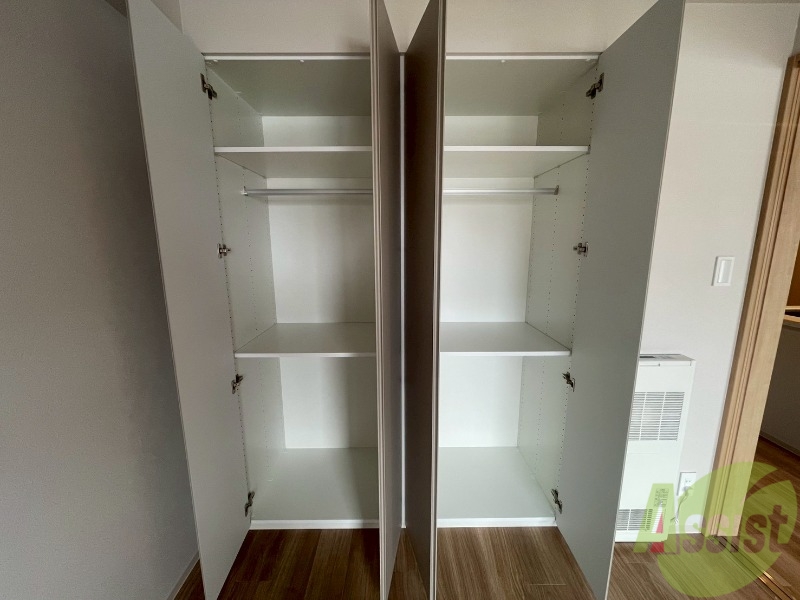 収納　収納もバッチリあるのでお部屋が片付きますよ！