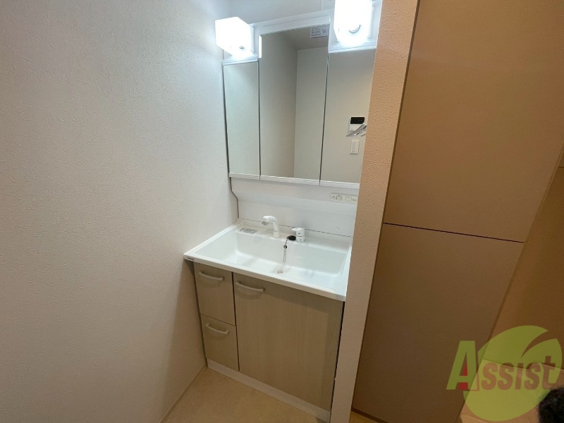 洗面設備　シャンプードレッサーで身支度もラクラクです！