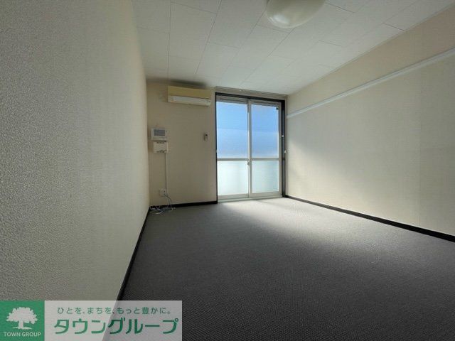 レオネクストパークハイツ Bの居間写真