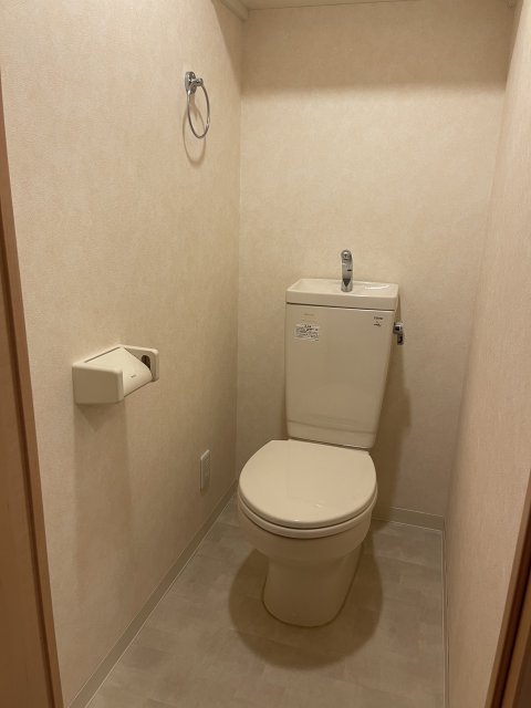 トイレ　同物件別室です。