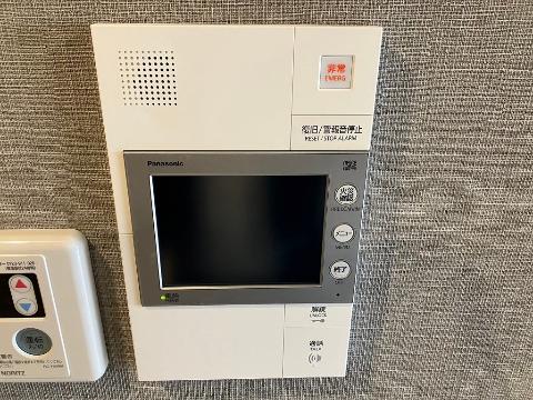 セキュリティ　カメラ付インターホン（イメージ）