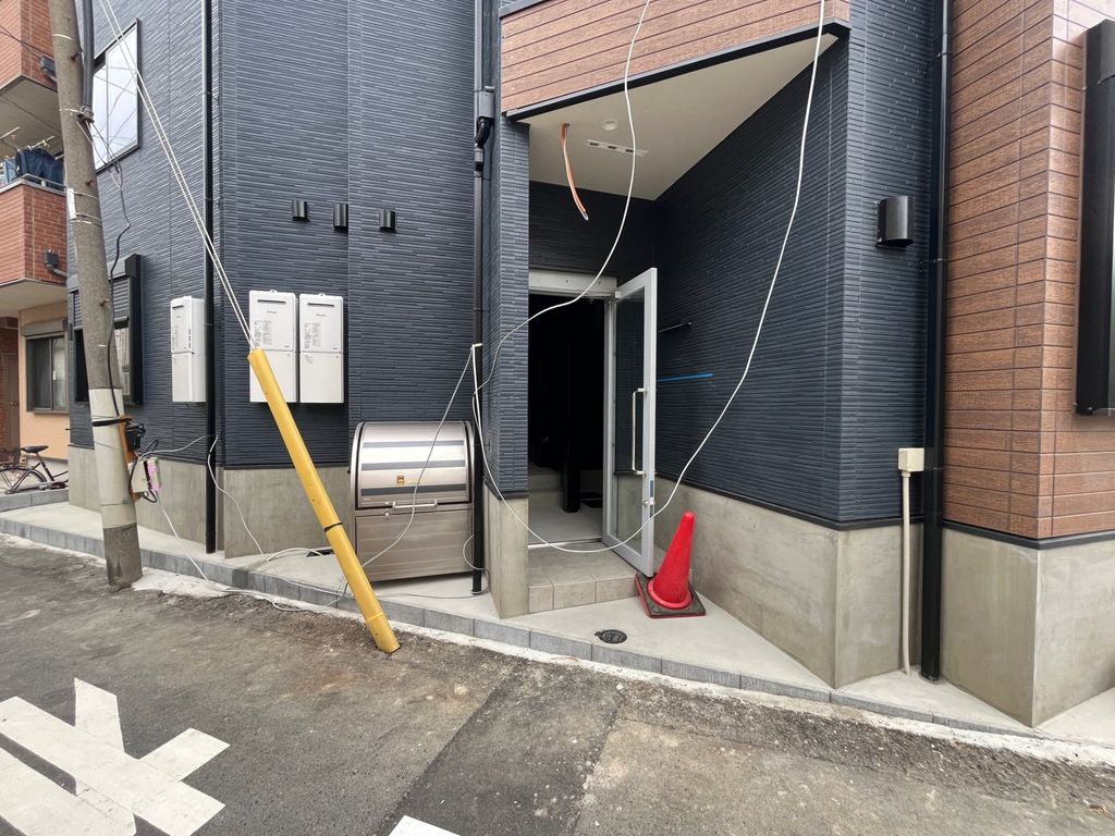 エントランス　エントランス