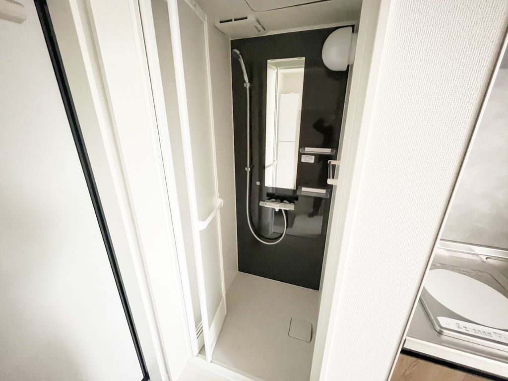 バス・シャワールーム　シャワールーム