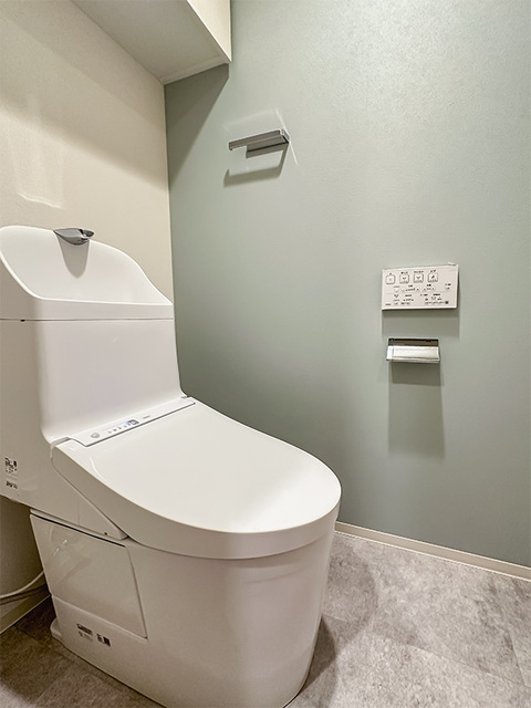 トイレ　※写真は同タイプ住戸です。