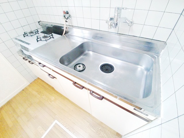 キッチン　綺麗な広いキッチンでお料理がラクラク