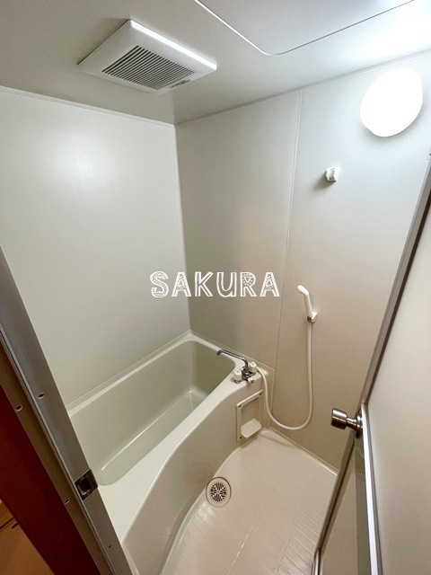 バス・シャワールーム　日々の疲れを癒すお風呂です♪