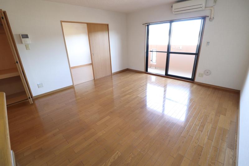 その他設備　リビングのエアコン