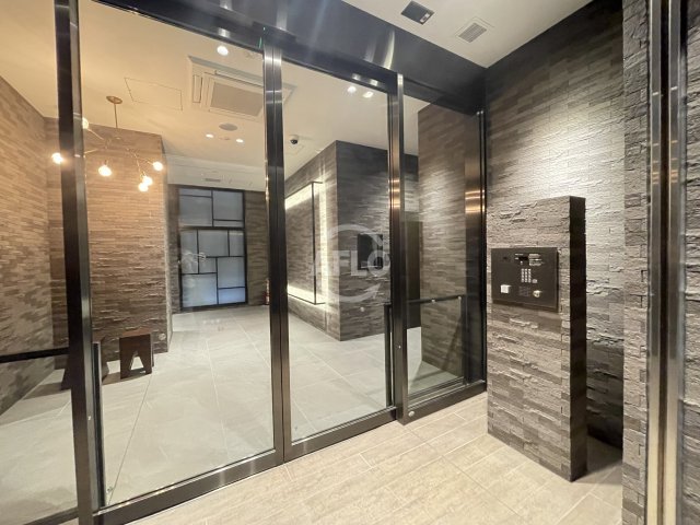 エントランス　コンフォリア北堀江一丁目　エントランス