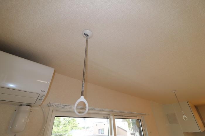 居室・リビング　室内物干し