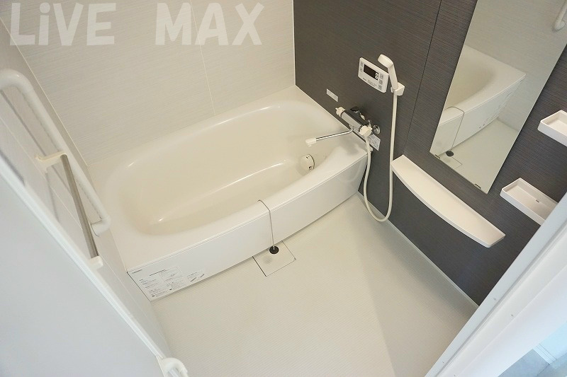 バス・シャワールーム　※写真と異なる場合は現状優先。