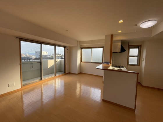 居室・リビング　※別部屋の写真です