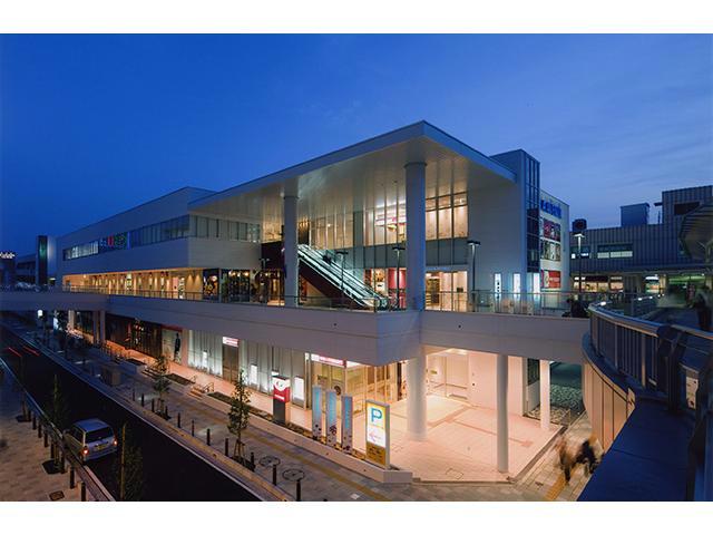 ショッピングセンター　ココラアベニュー（ショッピングセンター）まで712m