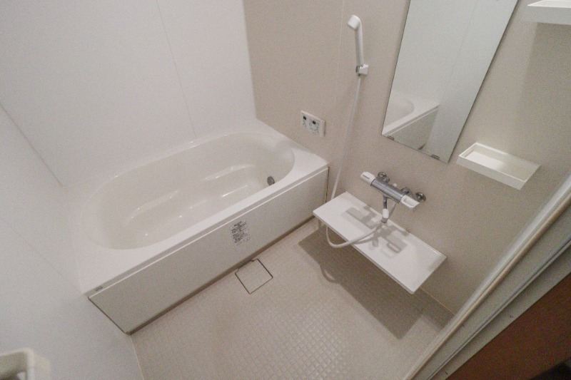 バス・シャワールーム　図面と現状に相違がある場合には現状を優先