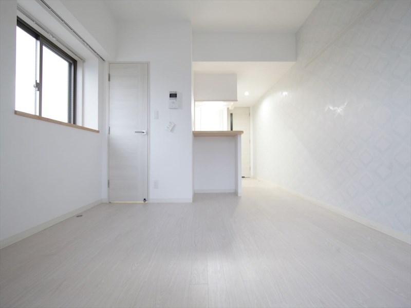 その他部屋・スペース　洋室11帖　ウォークインクローゼット付（収納充実してます）